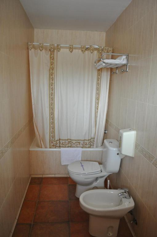 Hotel Langa Сересо-де-Абахо Номер фото